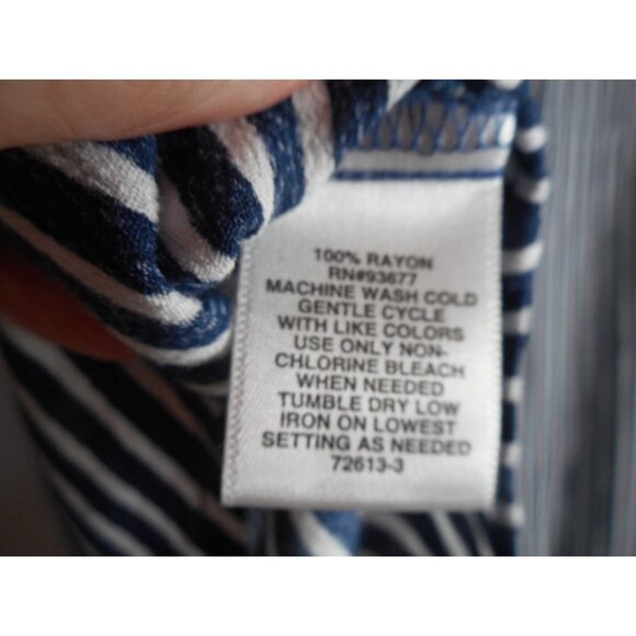 Liz Claiborne Size XXL sleeveless button front blue white striped top blouse - Picture 5 of 5